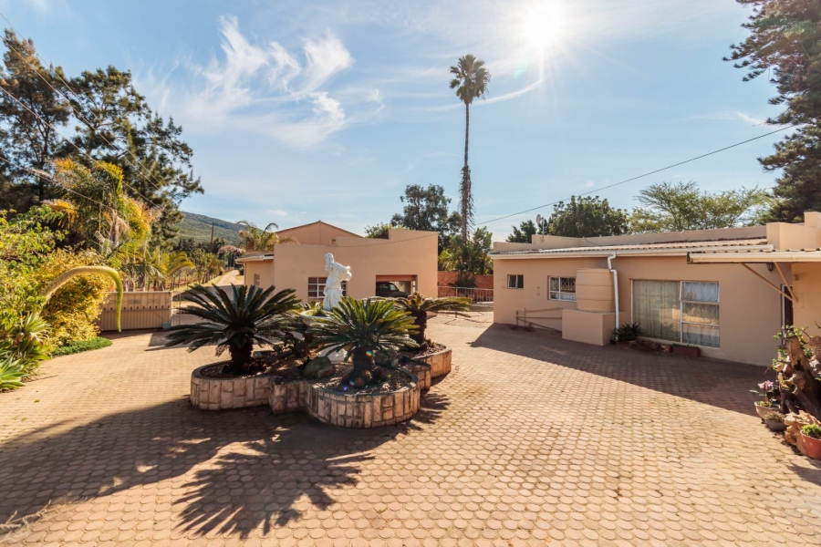4 Bedroom Property for Sale in Kruisrivier Eastern Cape